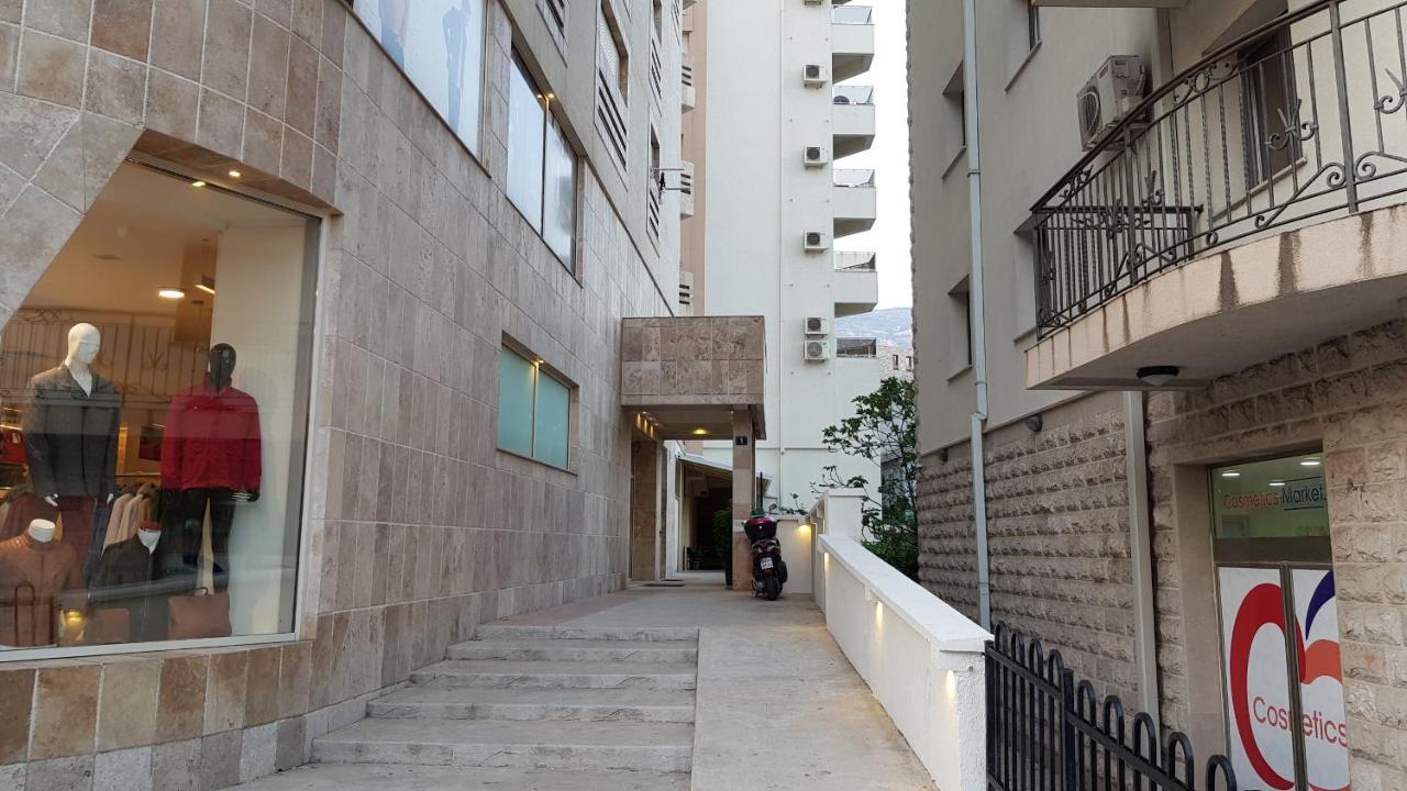 Ruzmarin Apartment Budva