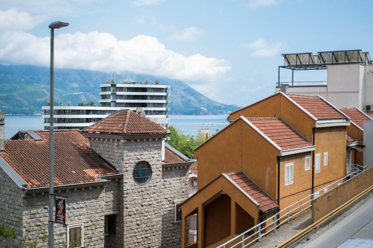 Apartament Ruzmarin *