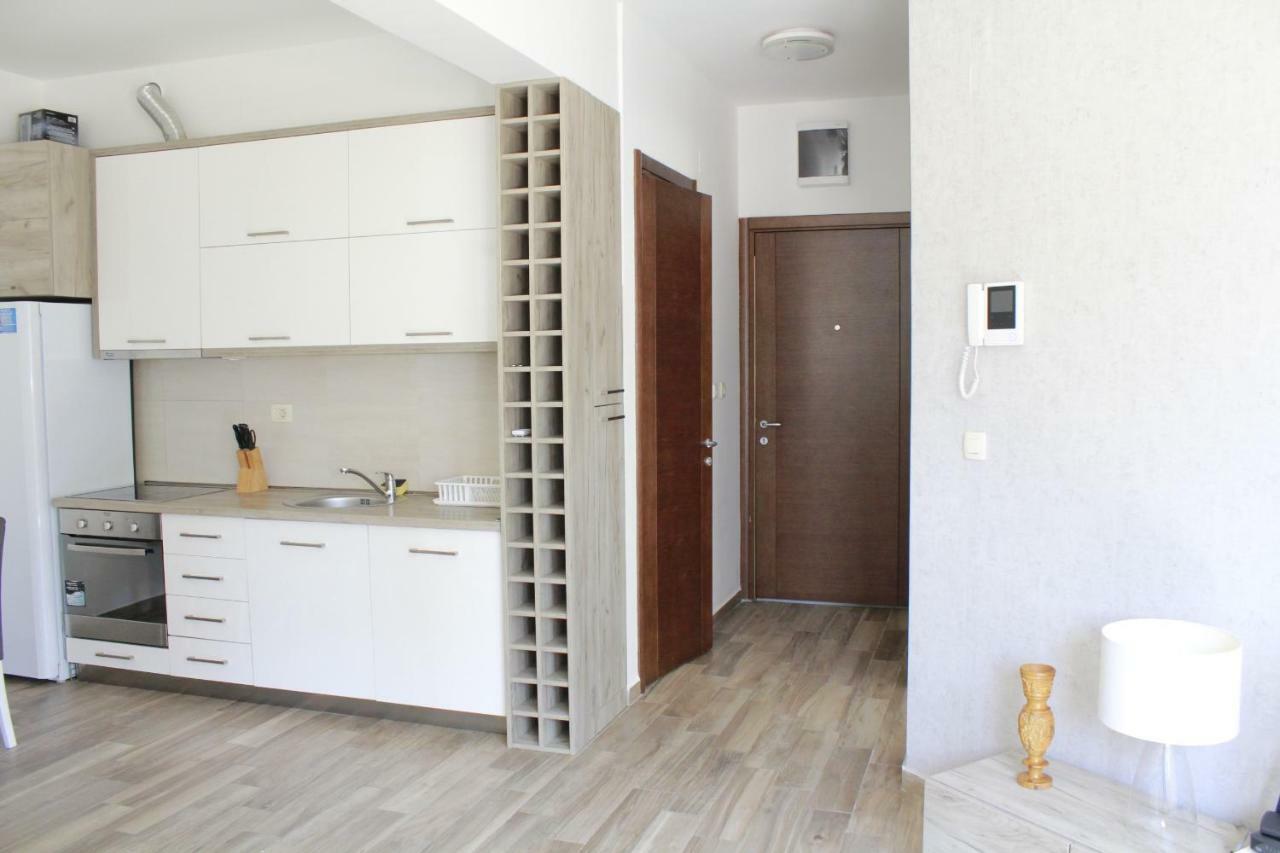 Apartament Ruzmarin Budva
